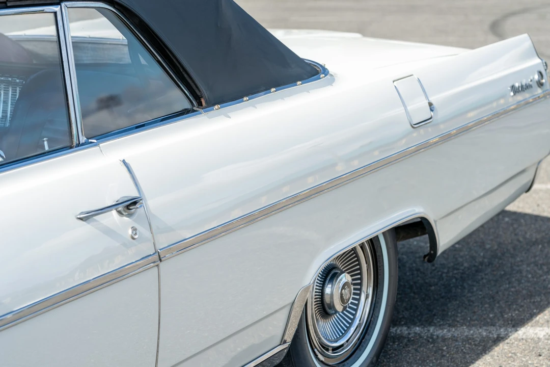 1963 Buick Wildcat - Image 23 of 31
