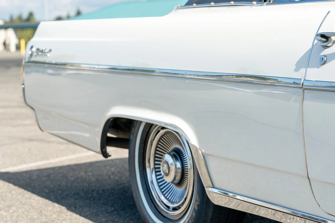 1963 Buick Wildcat - Image 22 of 31