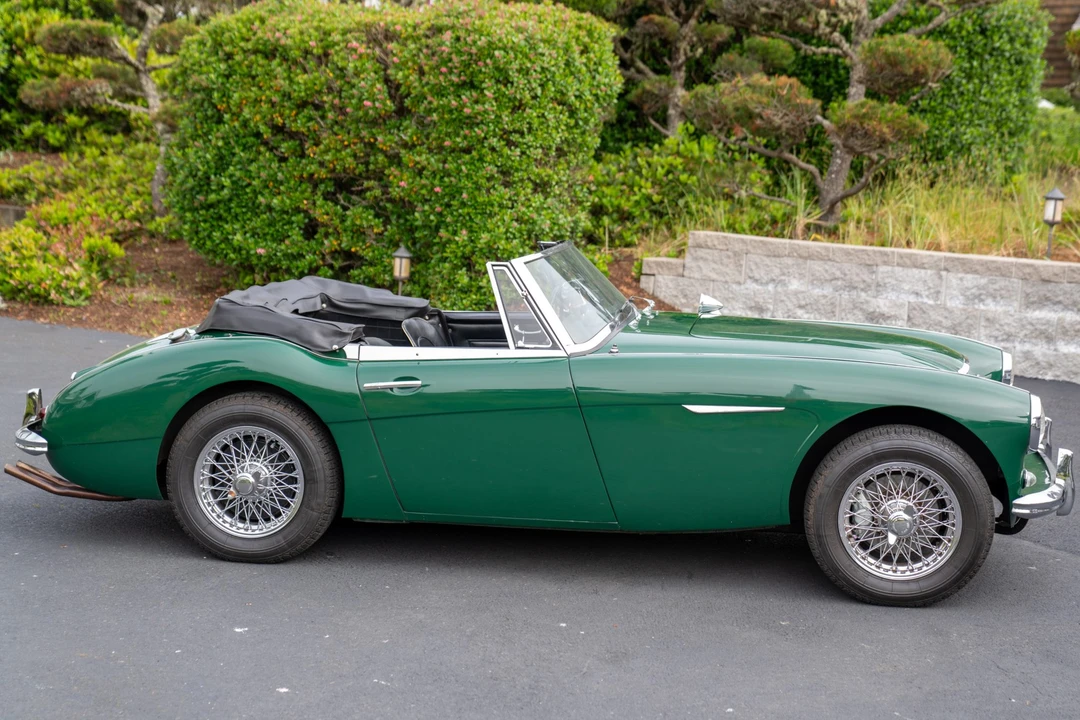 1964 Austin-Healey 3000 Mark III - Image 4 of 31