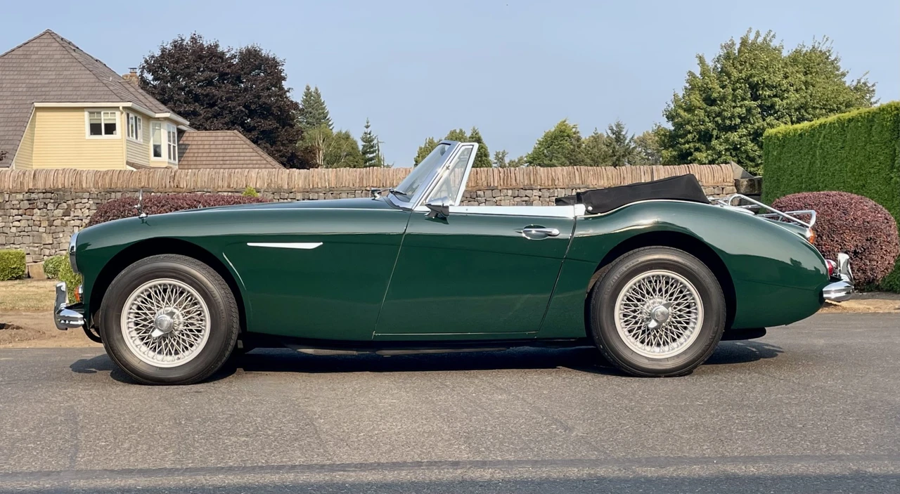 1967 Austin-Healey 3000 Mark III - Image 11 of 31