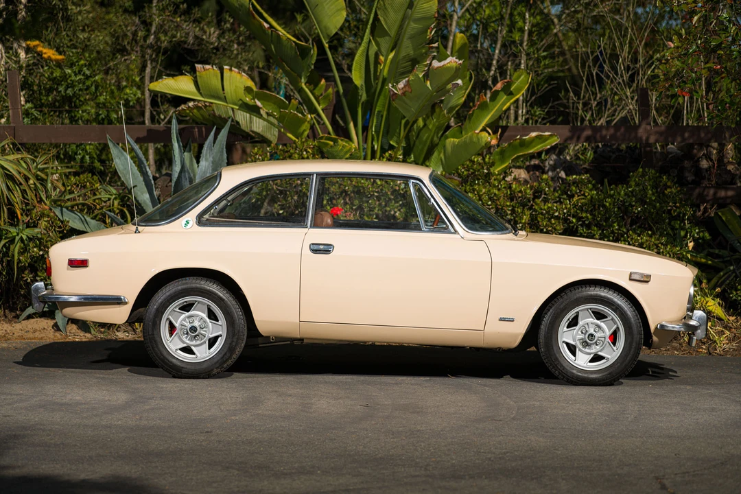 1972 Alfa Romeo 2000 GT Veloce - Image 12 of 31