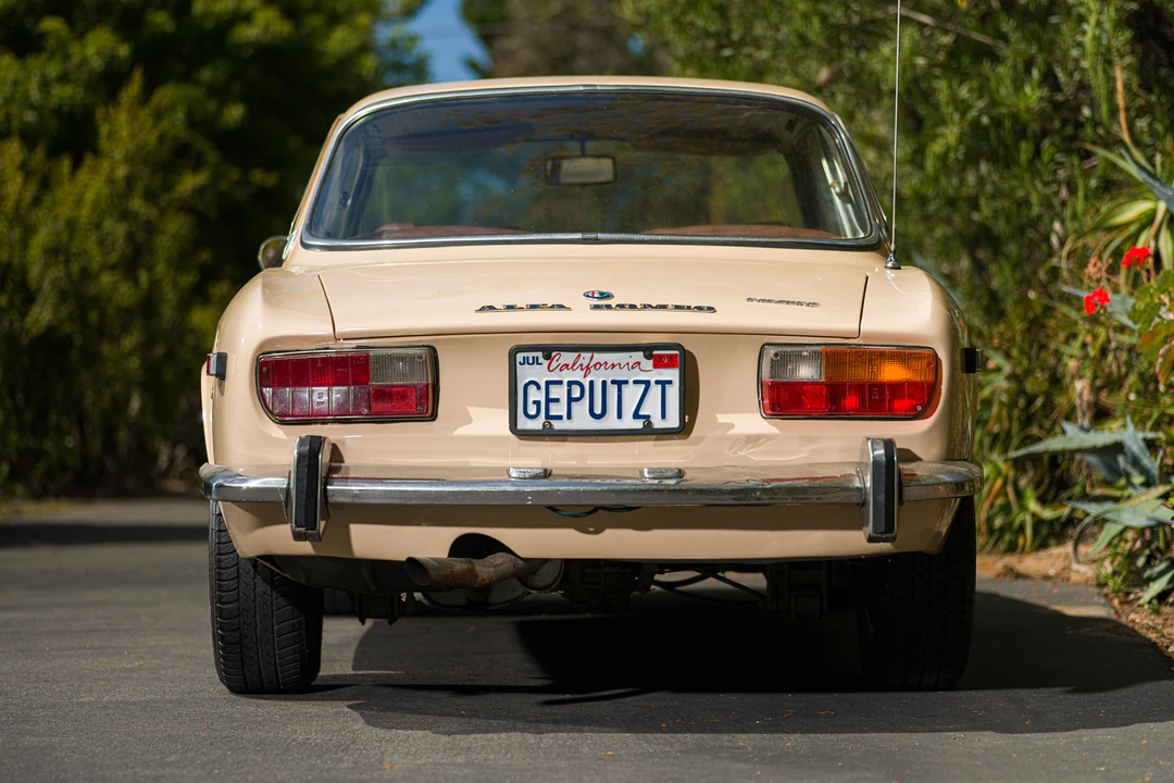 1972 Alfa Romeo 2000 GT Veloce - Image 4 of 31