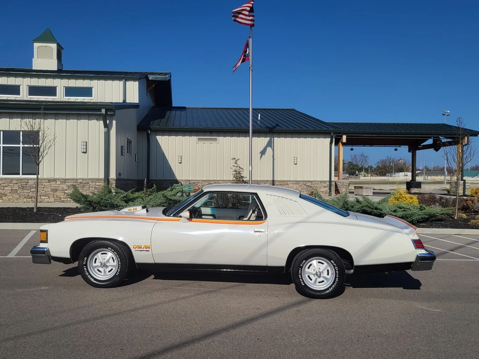 1977 Pontiac LeMans 4th+ Gen - Image 6 of 31