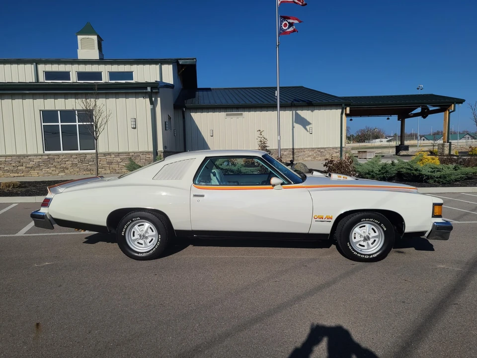 1977 Pontiac LeMans 4th+ Gen - Image 16 of 31