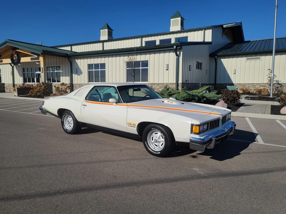 1977 Pontiac LeMans 4th+ Gen - Image 18 of 31