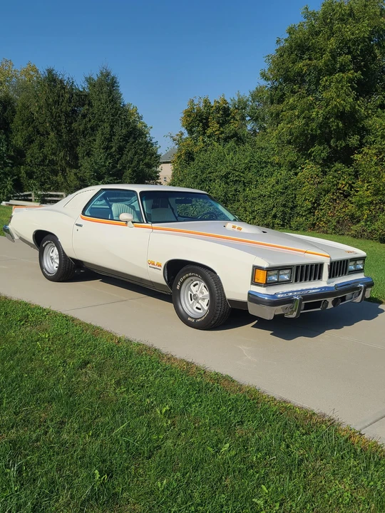 1977 Pontiac LeMans 4th+ Gen - Image 24 of 31