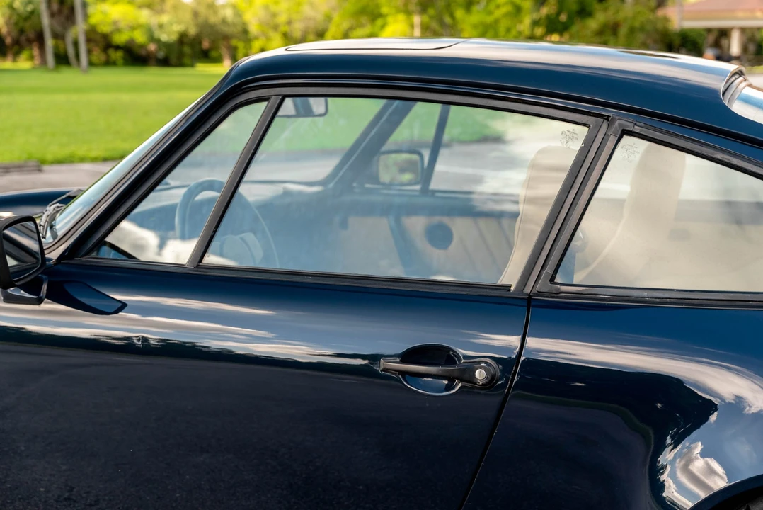 1983 Porsche 911 Carrera SC - Image 16 of 31