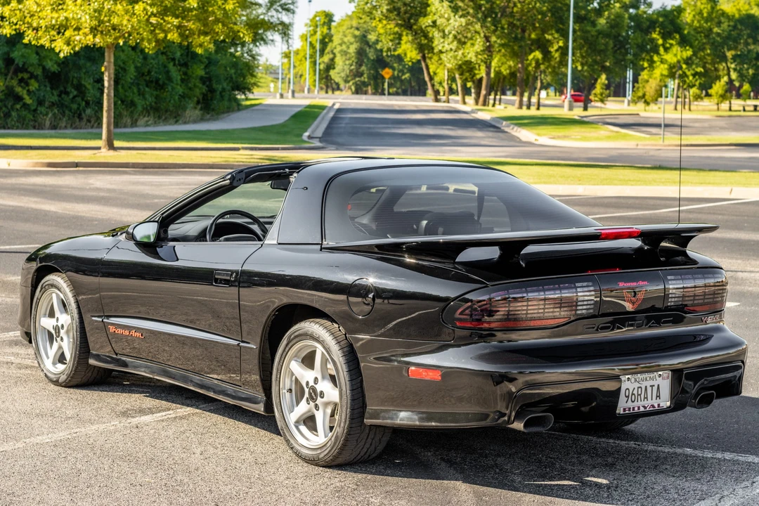 1996 Pontiac Firebird Trans Am 4th Gen - Image 15 of 31