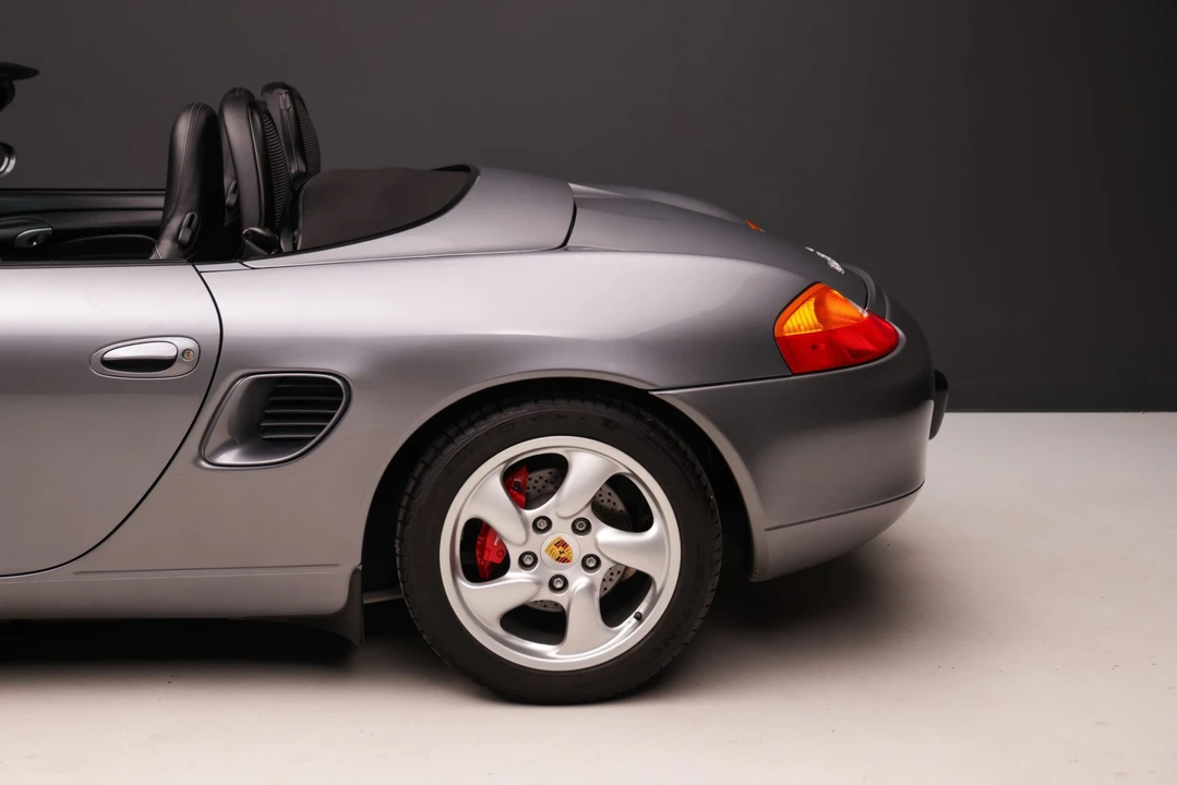 2001 Porsche 986 Boxster S - Image 29 of 31
