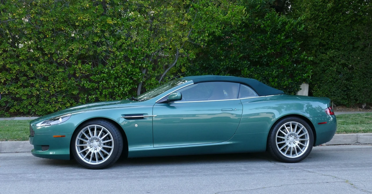 2005 Aston Martin DB9 - Image 25 of 31