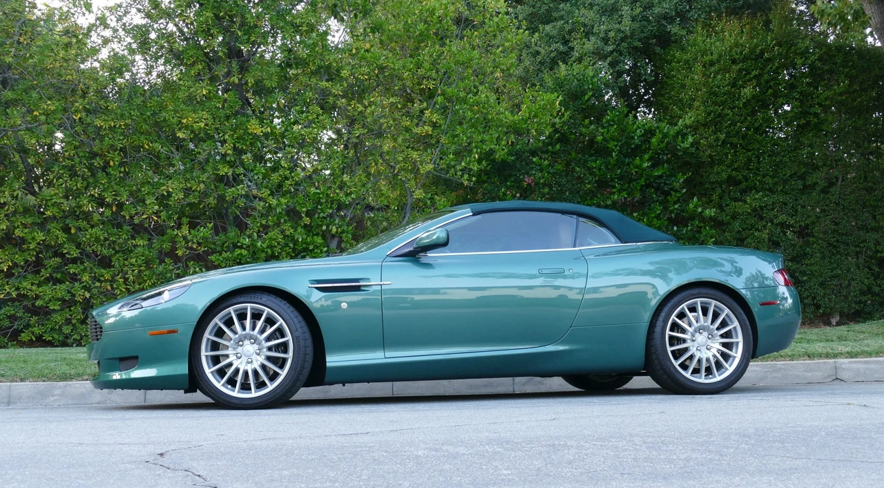 2005 Aston Martin DB9 - Image 26 of 31