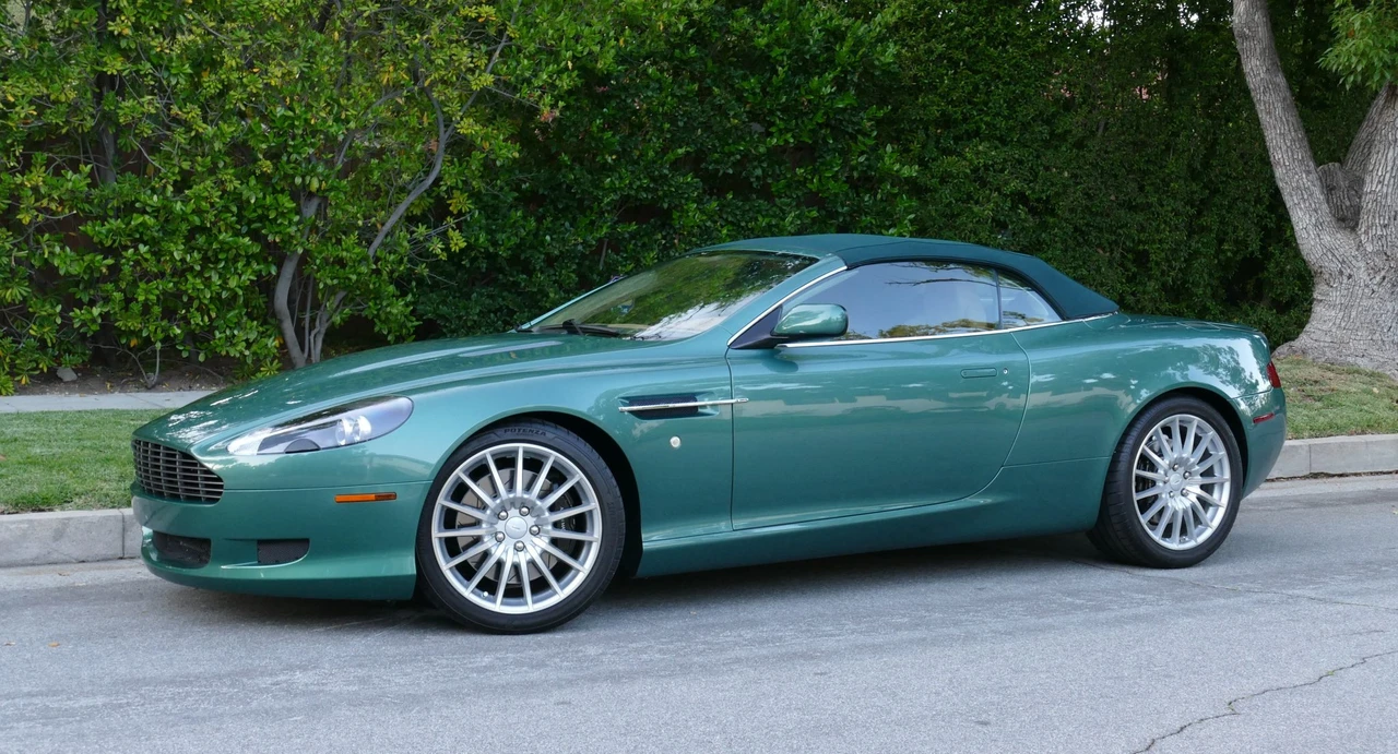 2005 Aston Martin DB9 - Image 29 of 31
