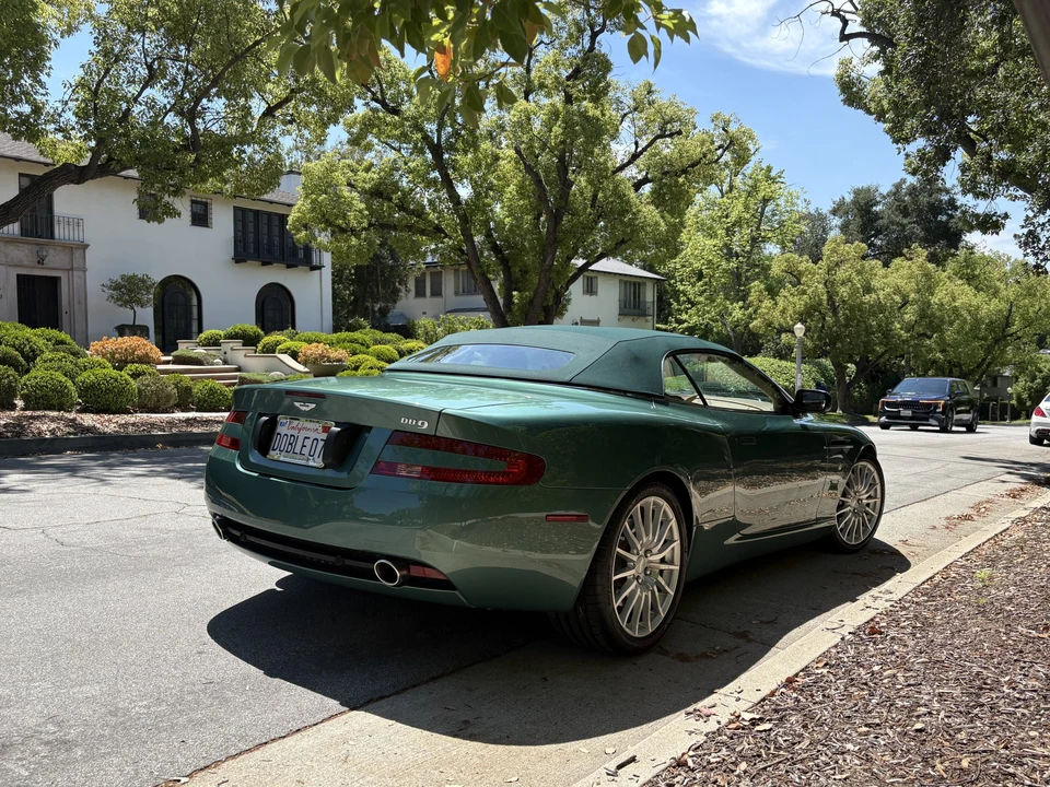 2005 Aston Martin DB9 - Image 9 of 31