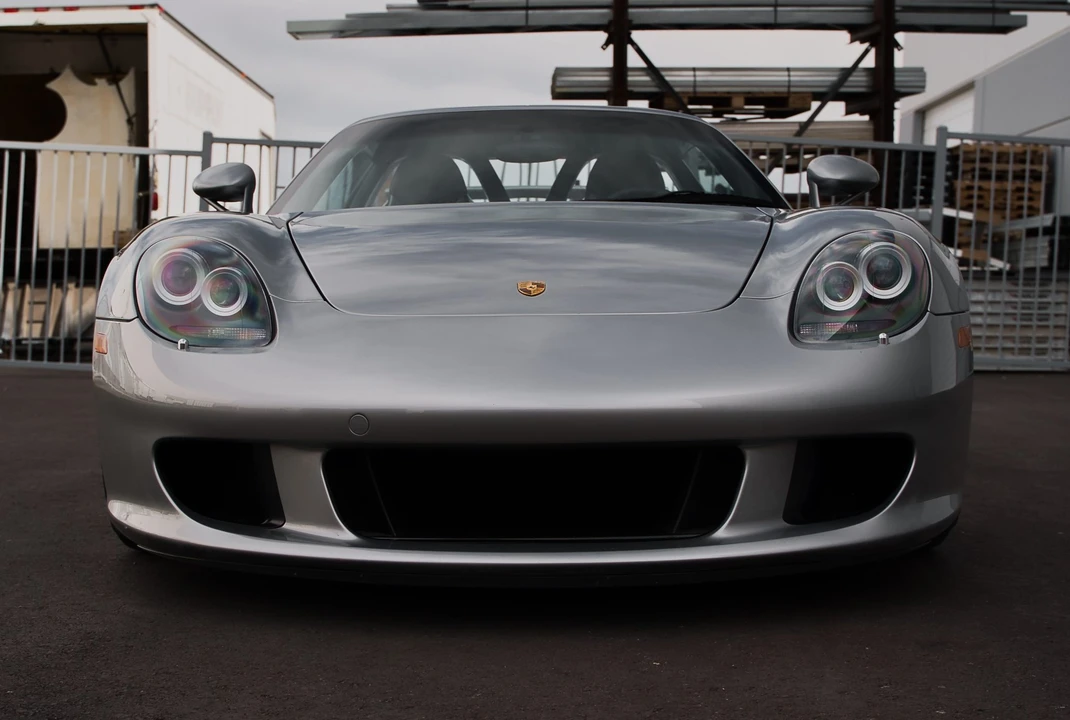 2005 Porsche Carrera GT - Image 19 of 31