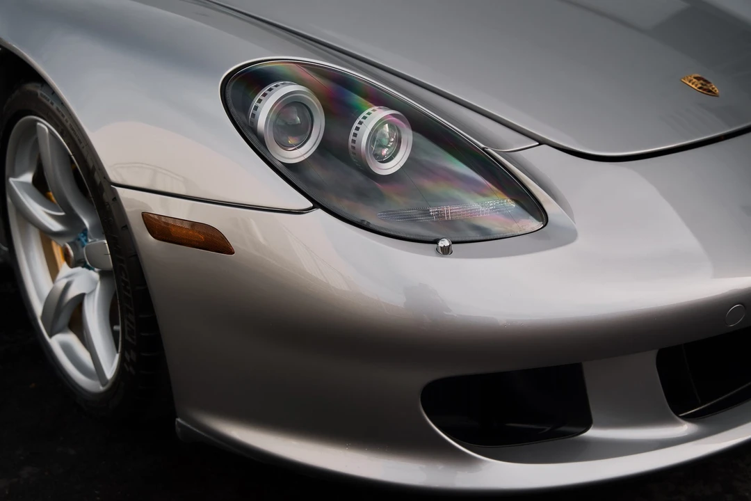2005 Porsche Carrera GT - Image 26 of 31