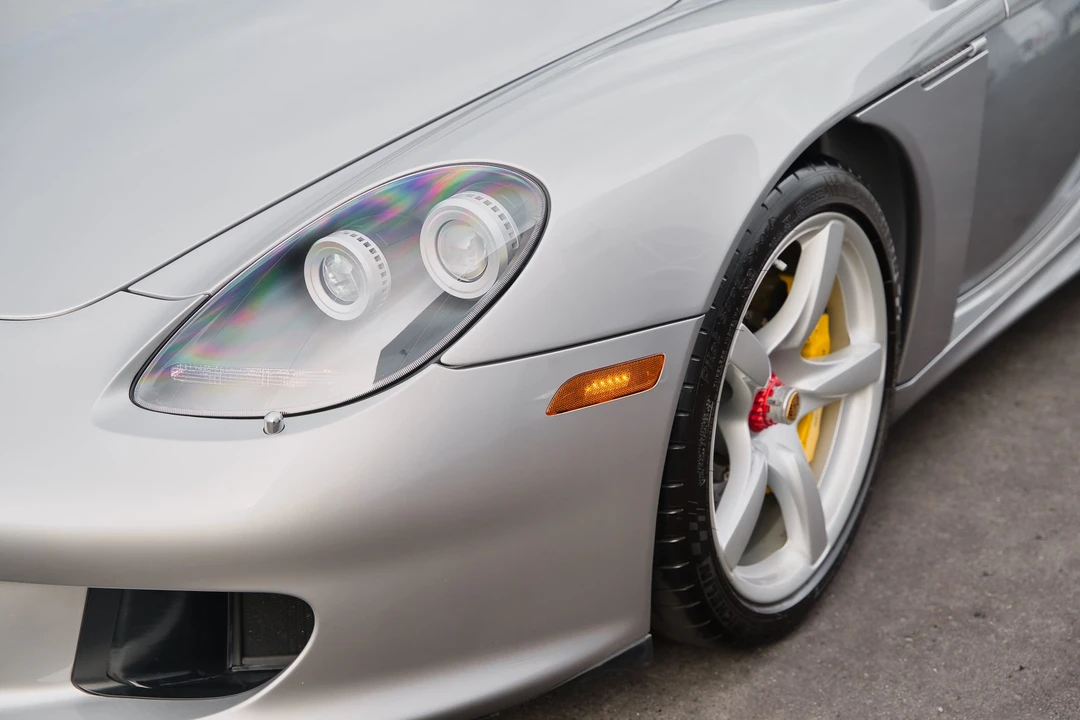 2005 Porsche Carrera GT - Image 29 of 31