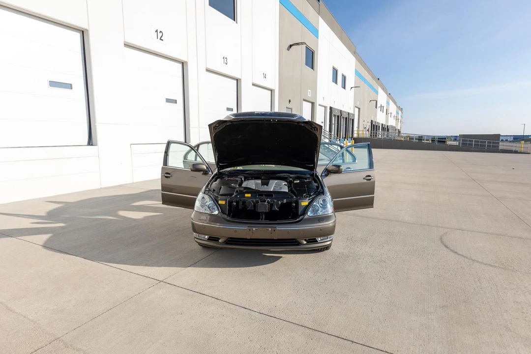 2006 Lexus LS 3rd Gen - Image 15 of 31
