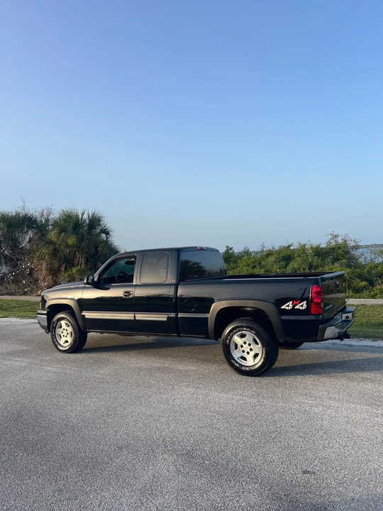 2007 Chevrolet Silverado 1st Gen - Image 5 of 31