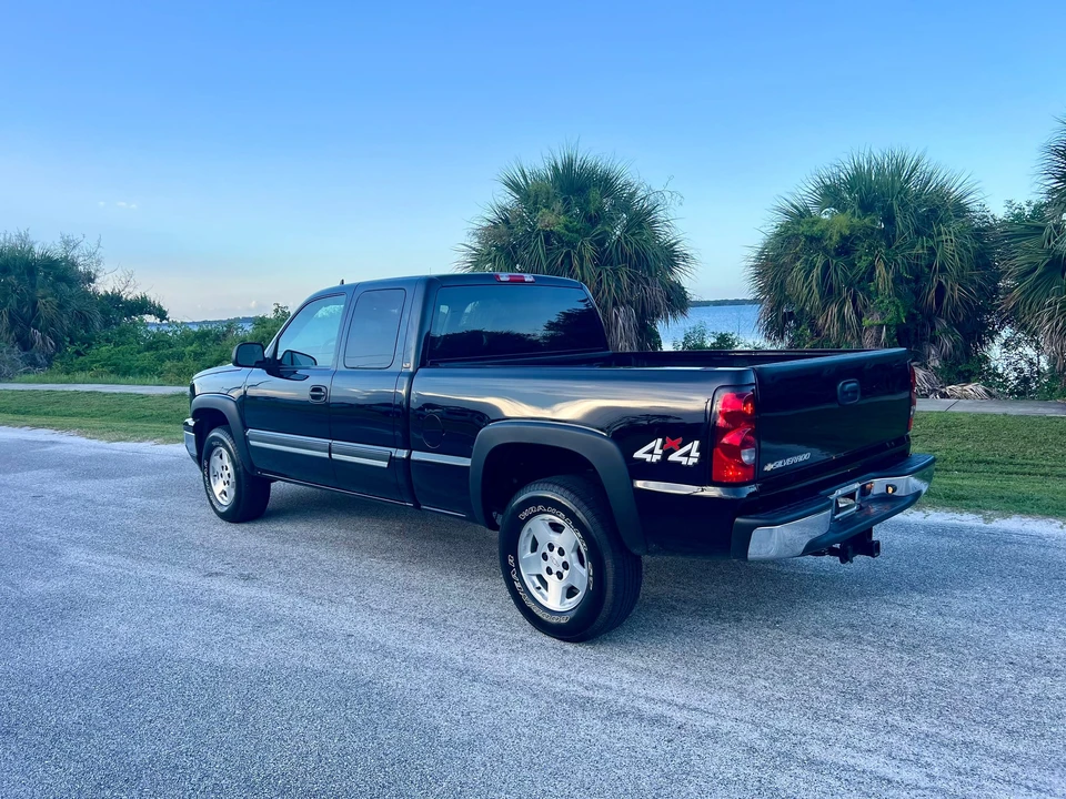 2007 Chevrolet Silverado 1st Gen - Image 9 of 31