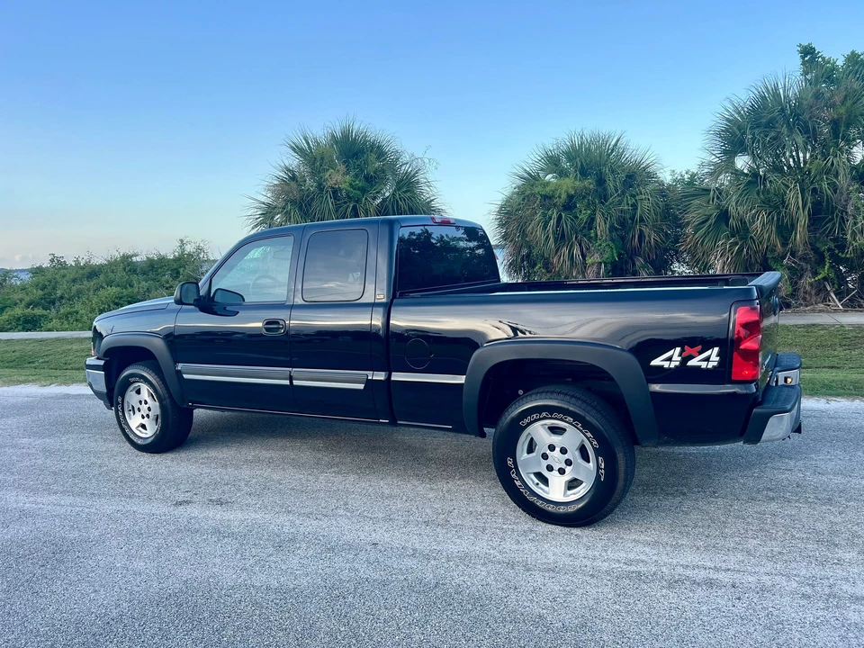 2007 Chevrolet Silverado 1st Gen - Image 4 of 31