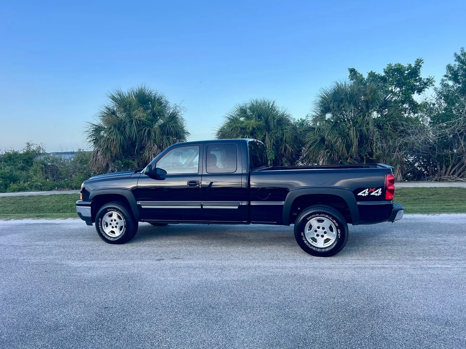 2007 Chevrolet Silverado 1st Gen - Image 3 of 31