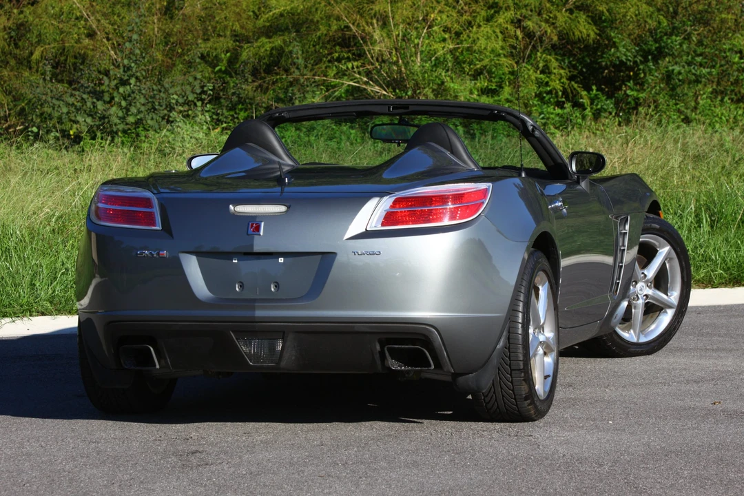 2007 Saturn Sky Red Line - Image 16 of 31