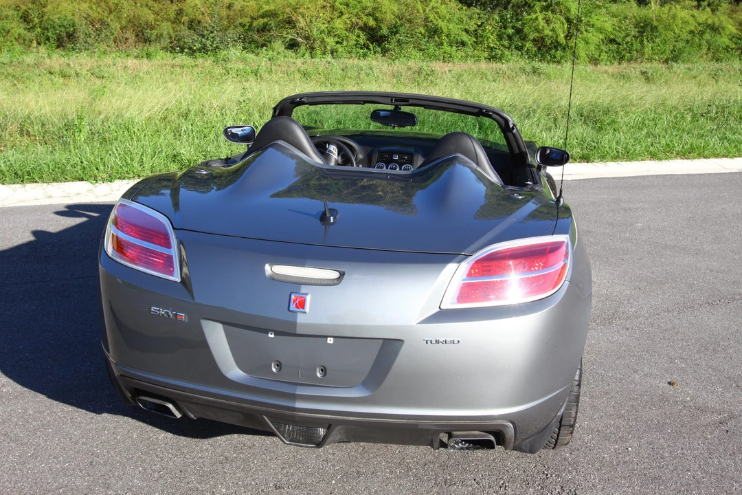 2007 Saturn Sky Red Line - Image 15 of 31