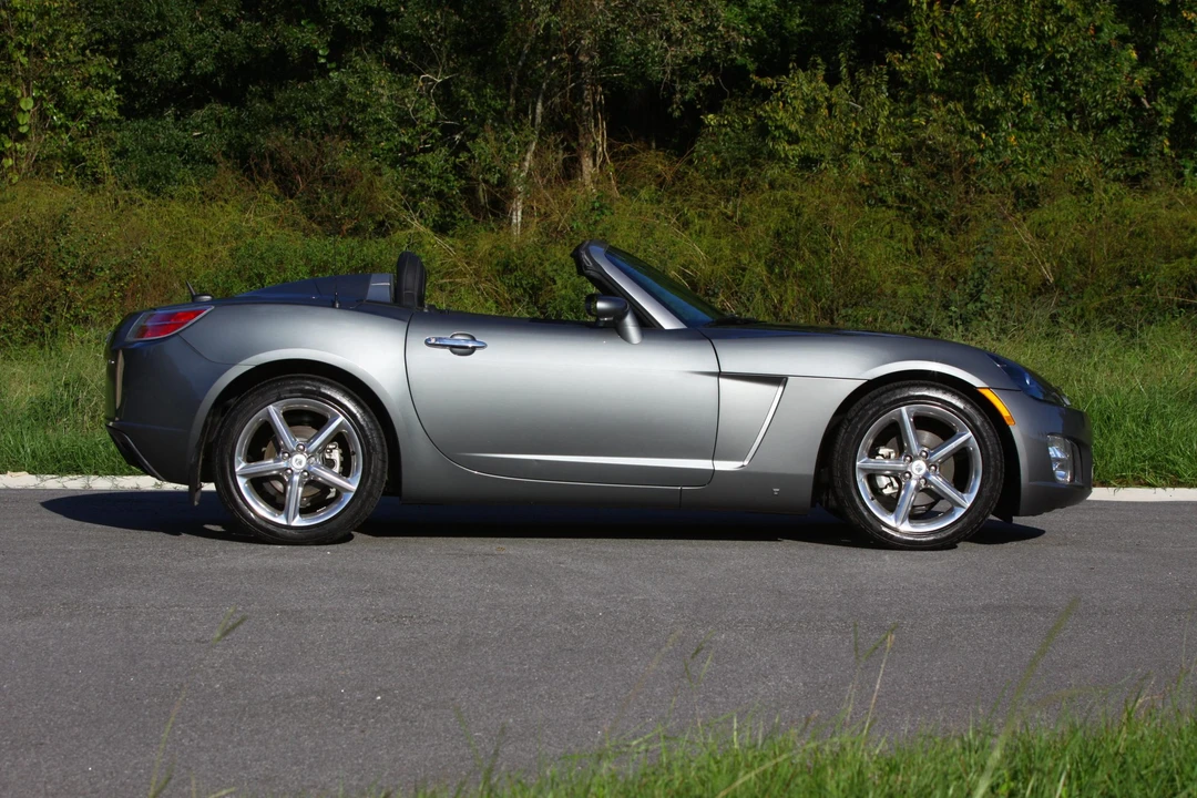 2007 Saturn Sky Red Line - Image 25 of 31