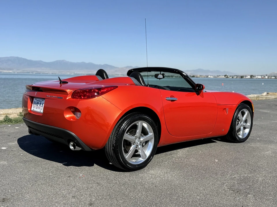 2009 Pontiac Solstice GXP - Image 30 of 31