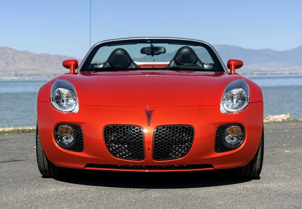 2009 Pontiac Solstice GXP - Image 5 of 31