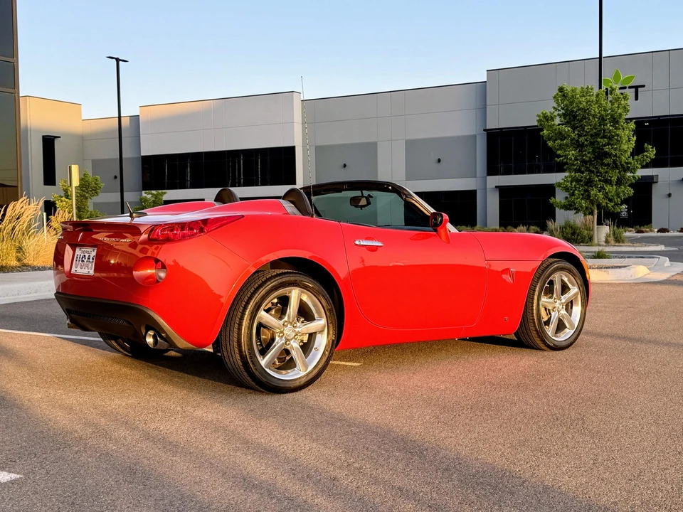2009 Pontiac Solstice GXP - Image 28 of 31