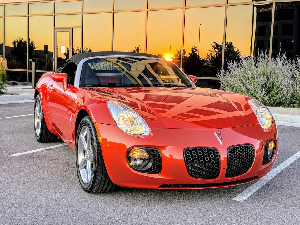 2009 Pontiac Solstice GXP - Image 9 of 31