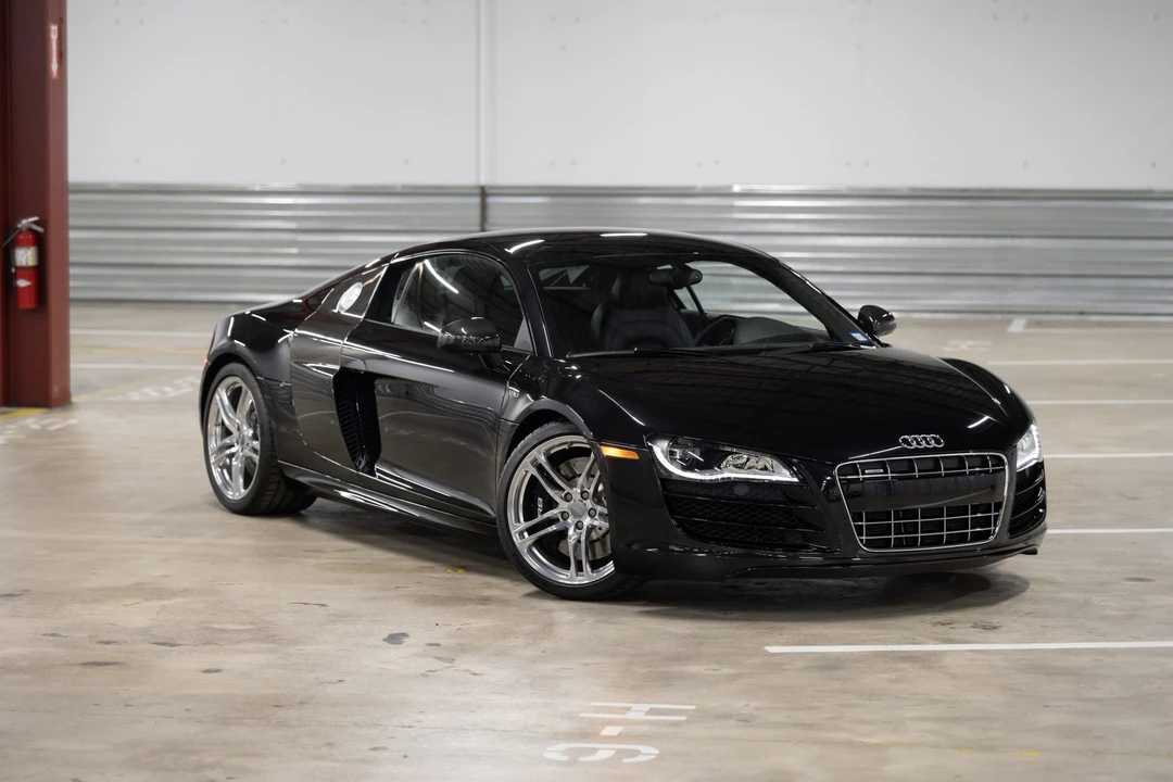 2010 Audi 42 R8 - Image 6 of 31
