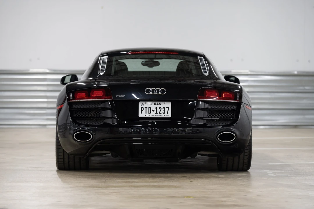 2010 Audi 42 R8 - Image 16 of 31