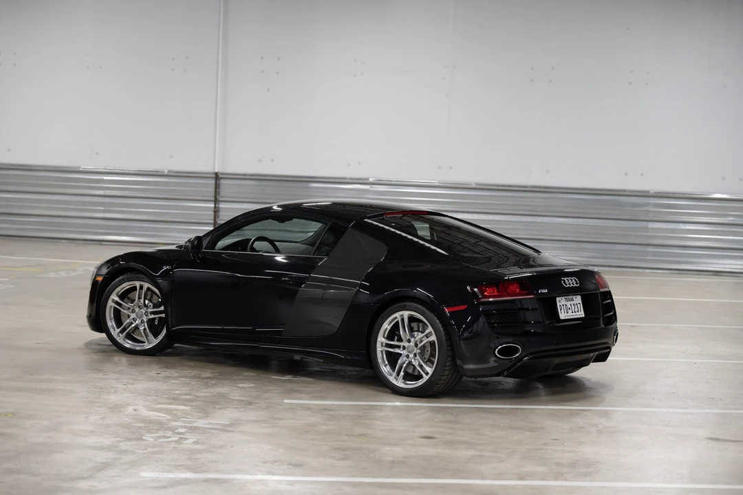 2010 Audi 42 R8 - Image 18 of 31