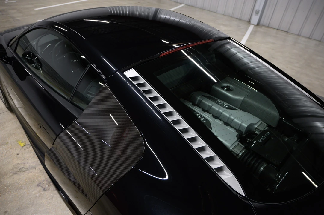 2010 Audi 42 R8 - Image 29 of 31