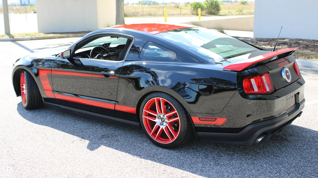 2012 Ford S197 Mustang Boss 302 - Image 9 of 31