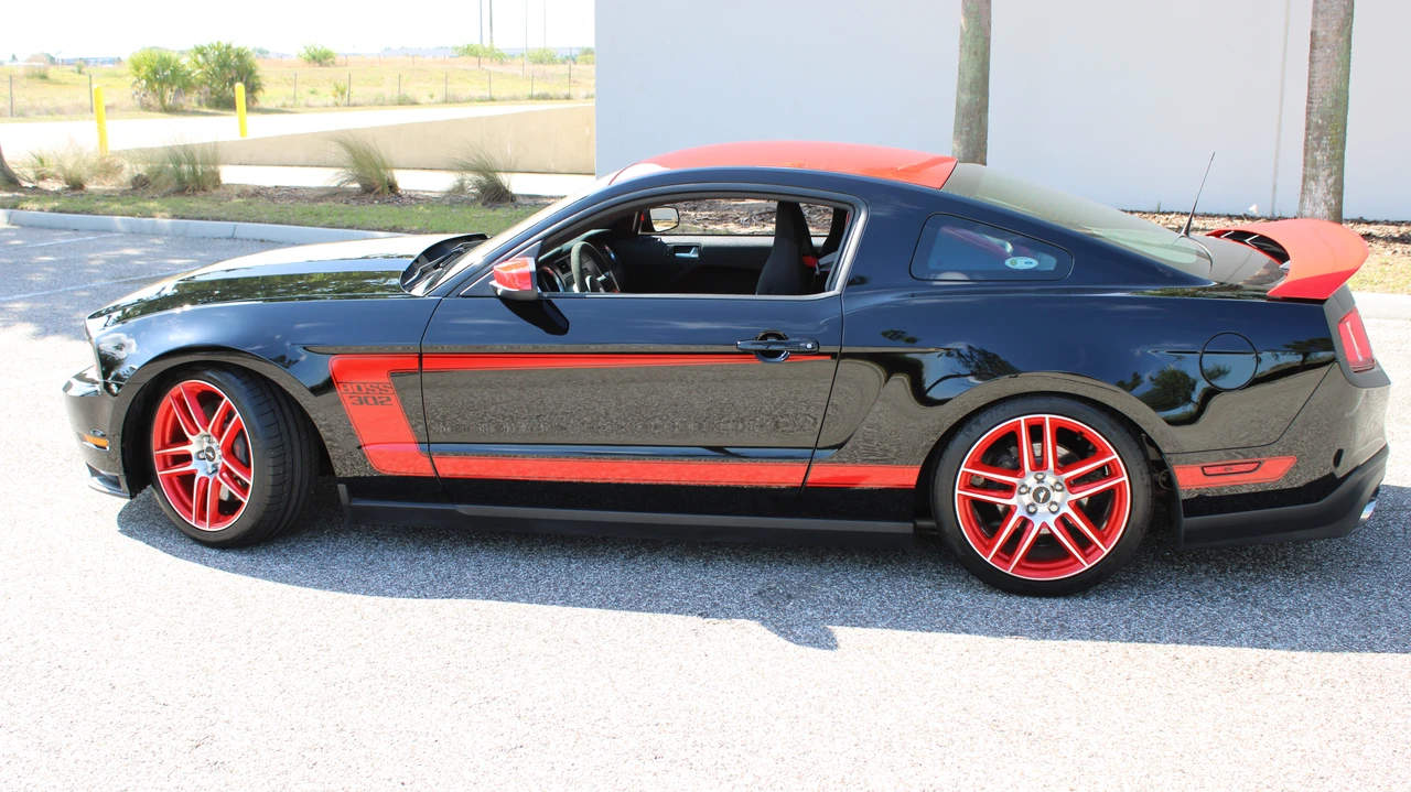 2012 Ford S197 Mustang Boss 302 - Image 16 of 31