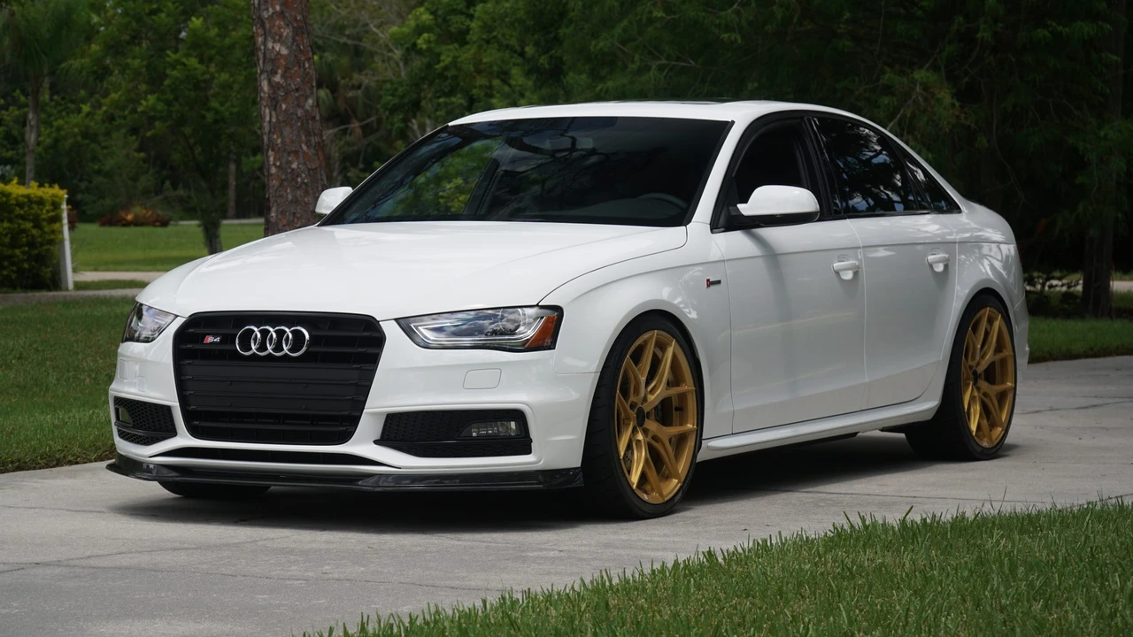 2014 Audi B8 S4 - Image 6 of 31