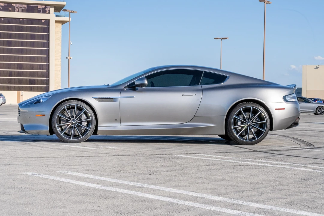 2016 Aston Martin DB9 - Image 8 of 31
