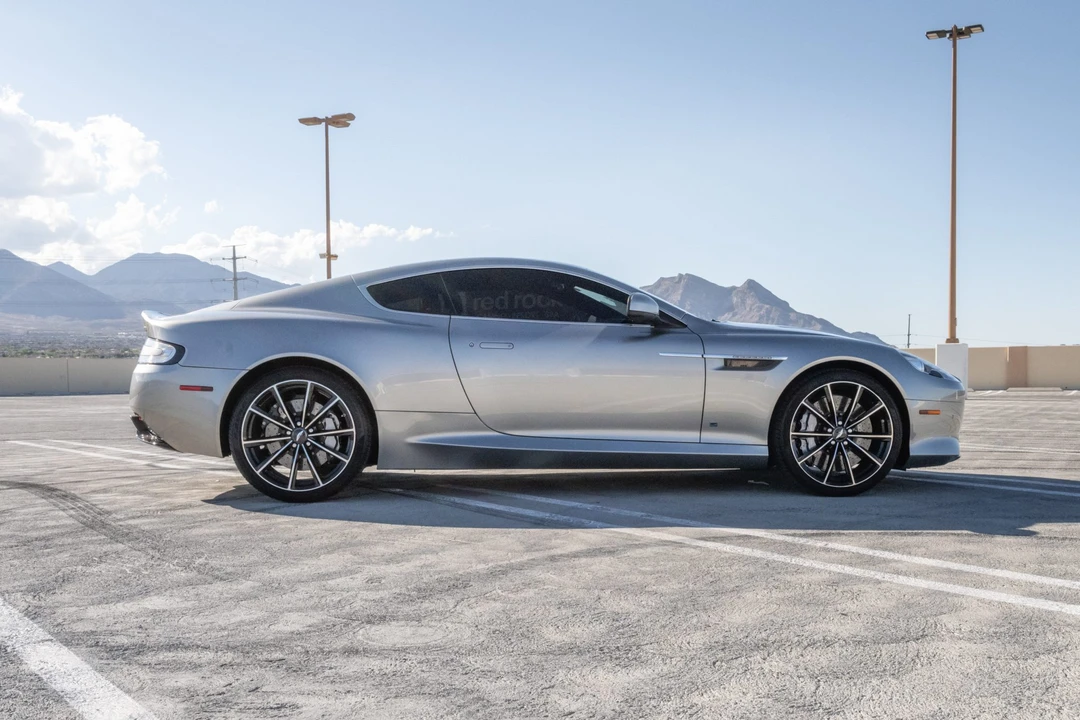 2016 Aston Martin DB9 - Image 4 of 31