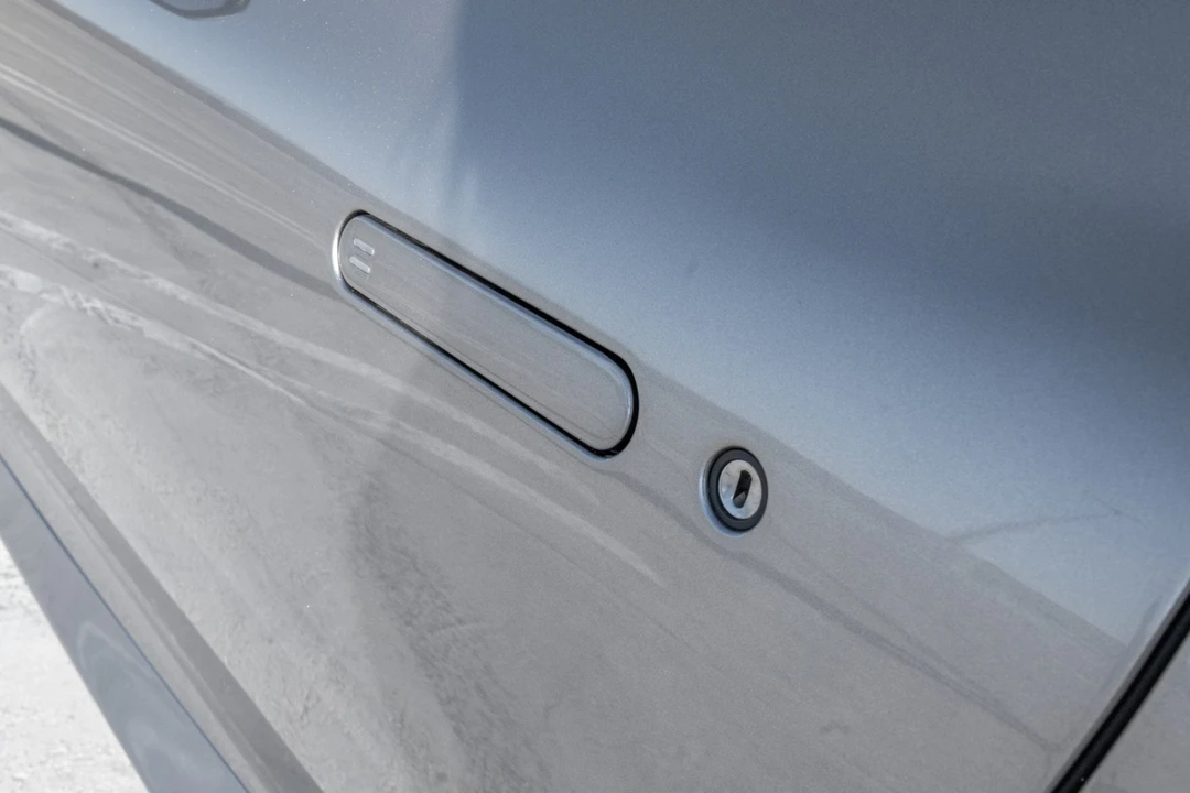 2016 Aston Martin DB9 - Image 30 of 31