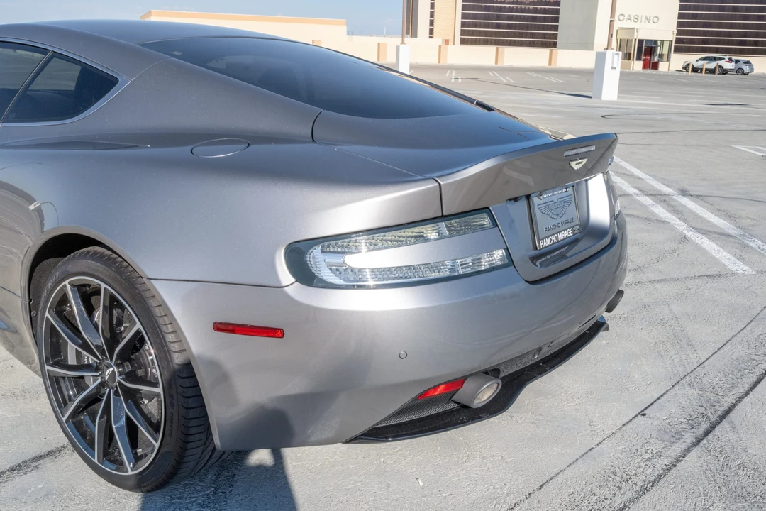 2016 Aston Martin DB9 - Image 17 of 31