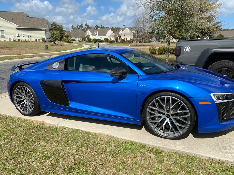 2017 Audi 4S R8 - Image 4 of 31