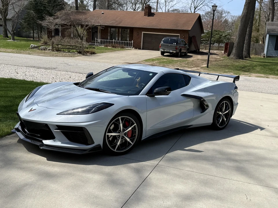 2020 Chevrolet Corvette C8 - Image 2 of 31