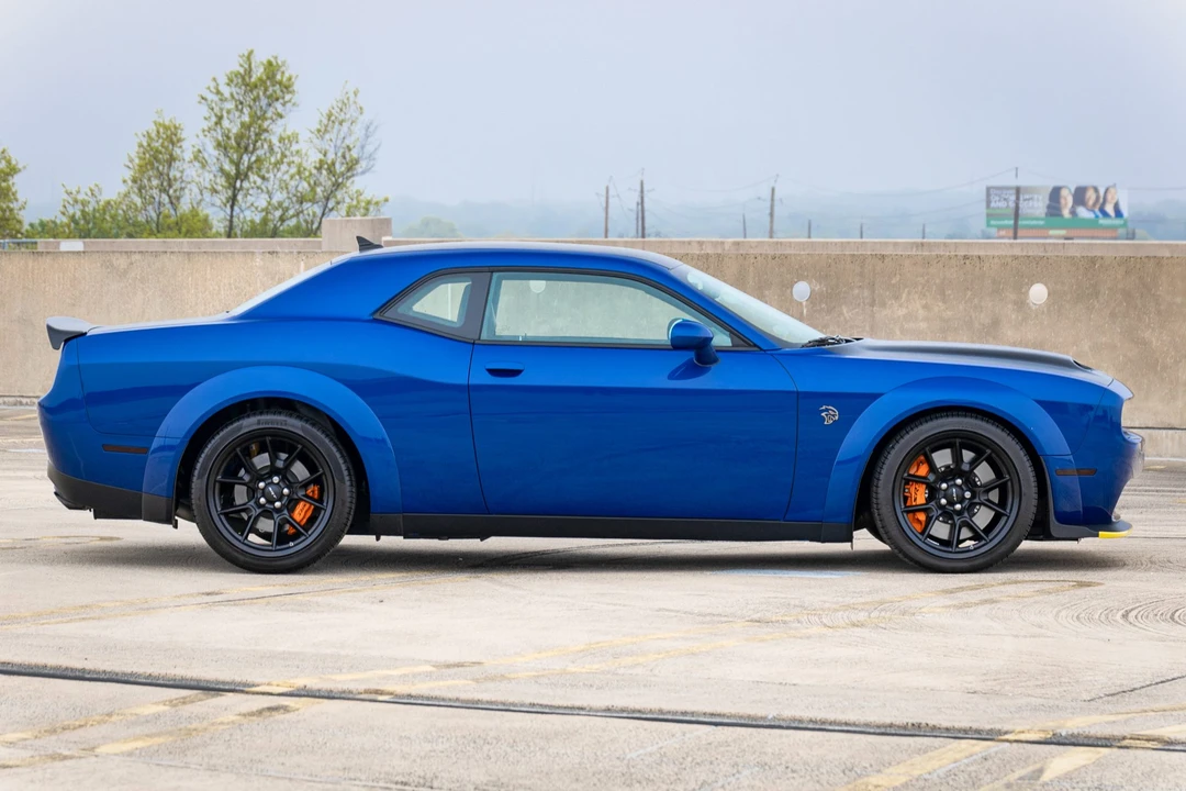 2021 Dodge Challenger SRT Hellcat 3rd Gen - Image 5 of 31
