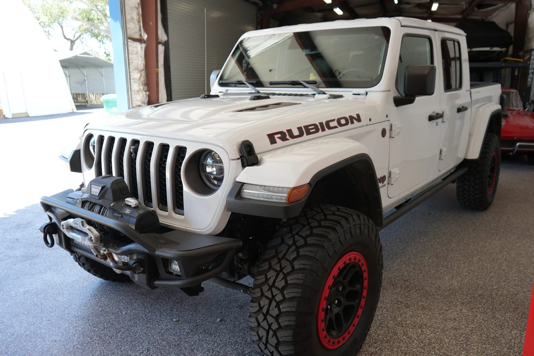 2022 Jeep JT Gladiator - Image 2 of 31