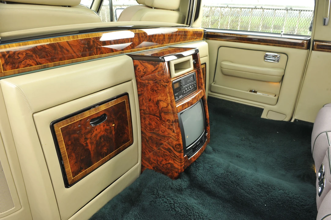 1994 Rolls-Royce Silver Spur & Spirit III - Image 12 of 18