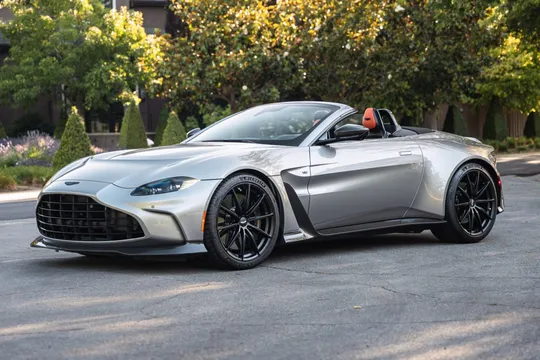 2023 Aston Martin V12 Vantage Roadster