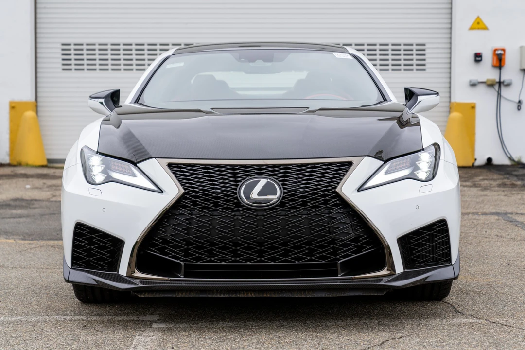 2020 Lexus RC F - Image 14 of 31